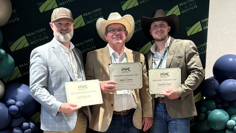 Kyle Cato, Ryker Carter & Dawson Dyal receive the APEX Producers Club Award